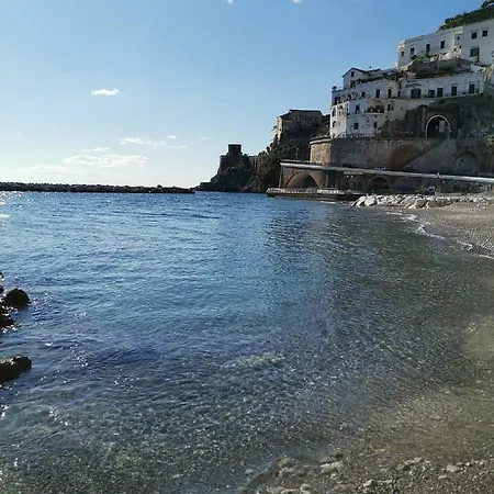 La Finestra Sul Borgo Atrani