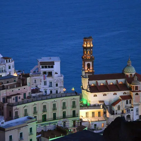 La Finestra Sul Borgo Atrani