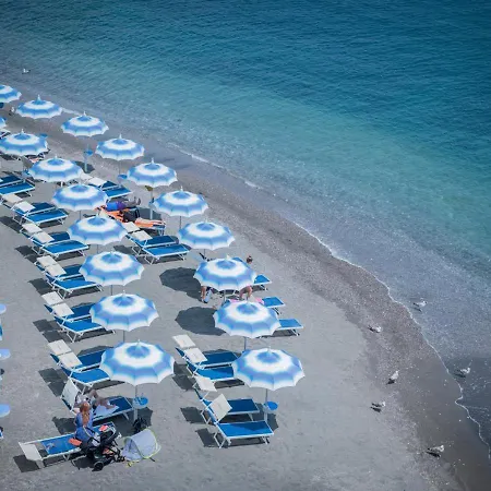 Tatil Evi La Finestra Sul Borgo Atrani